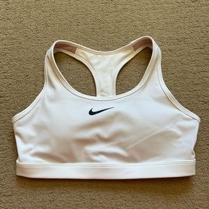 New never worn : Nike swoosh sports bra